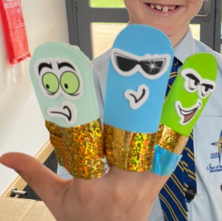 finger puppet